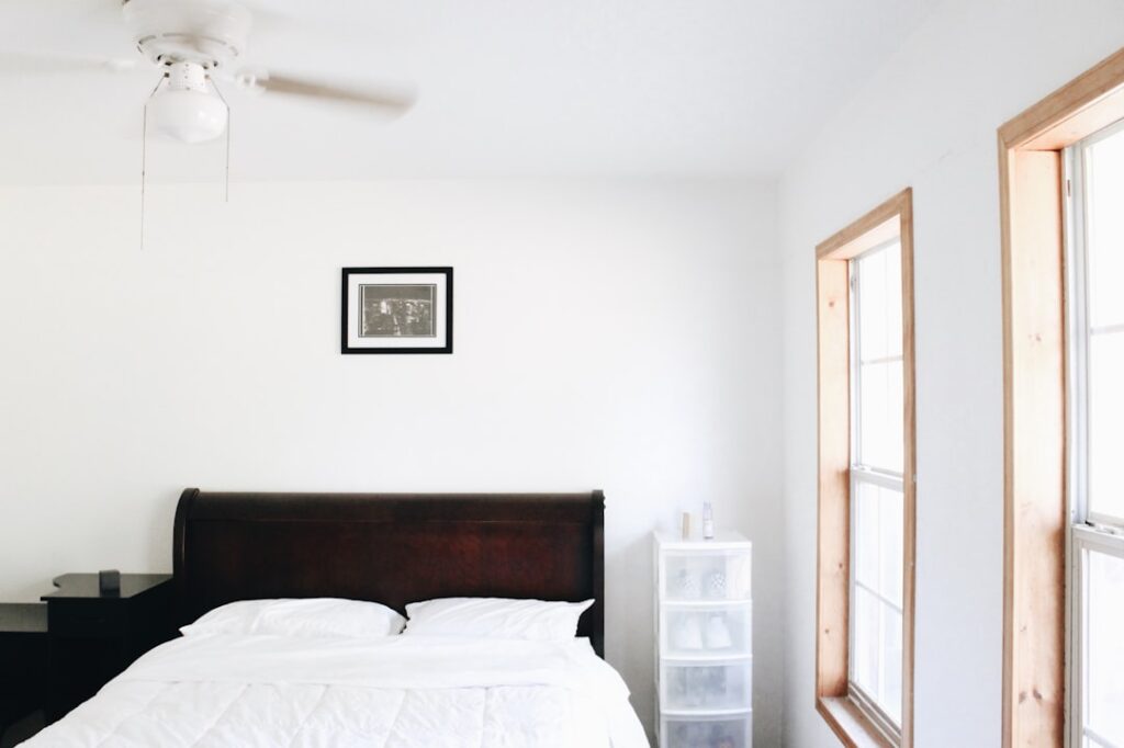 7 Modern Bed Types Stylish Options to Transform Your Space - Featured Image