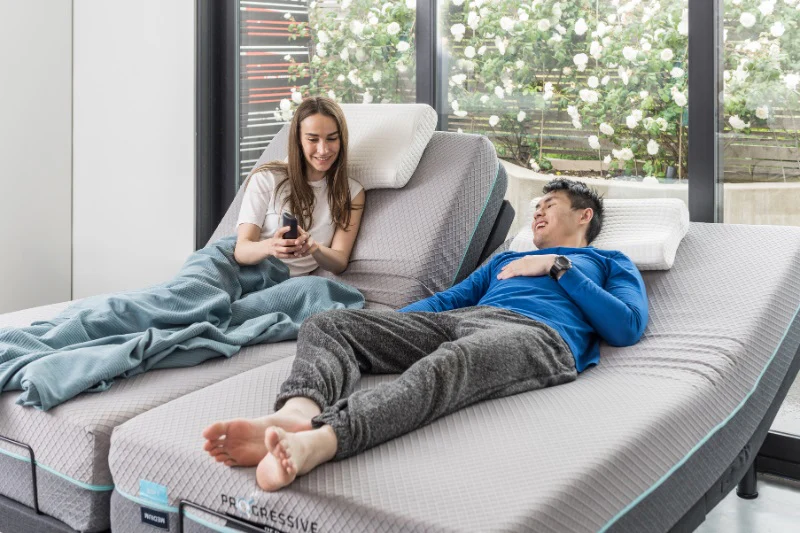 Split king adjustable bed frame for couples with independent sides