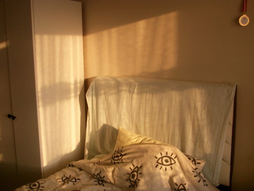 Innovative Bed Frames with Storage: Options for Every Home - Featured Image