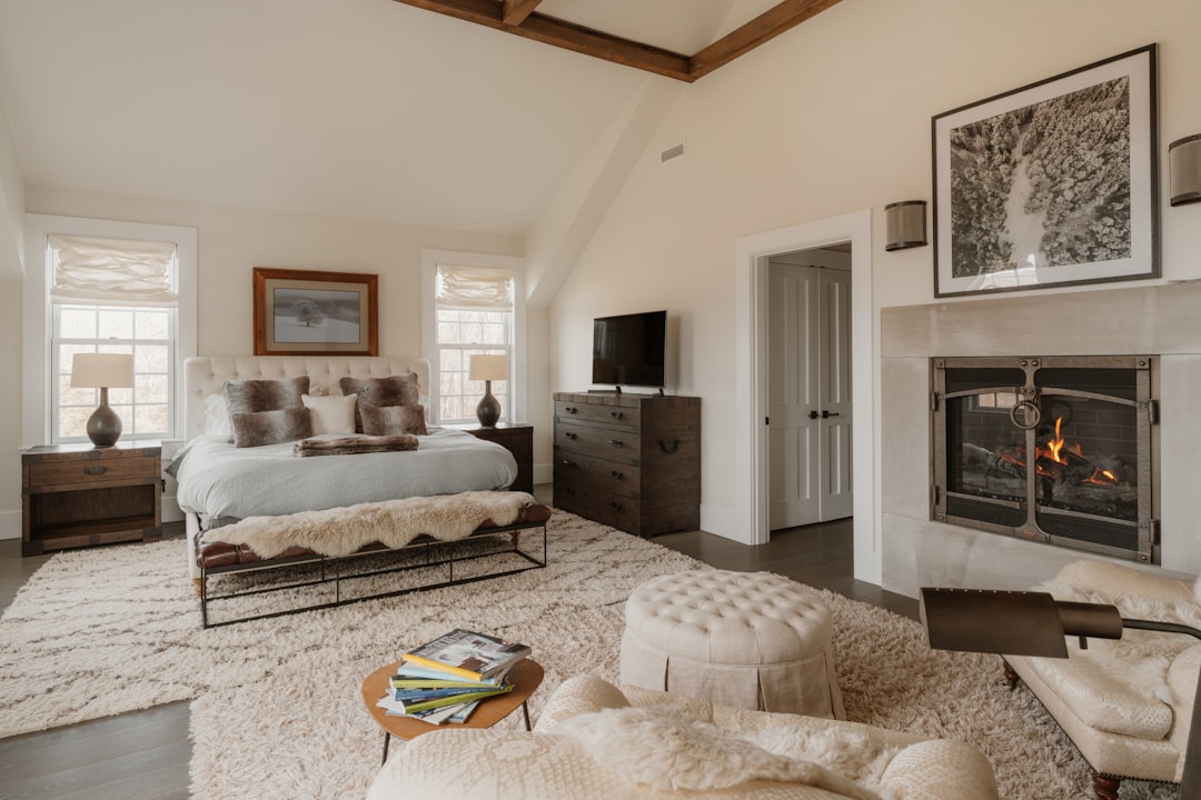 Rustic Bed Design: Natural Materials, Styling Tips & DIY Ideas - Featured Image