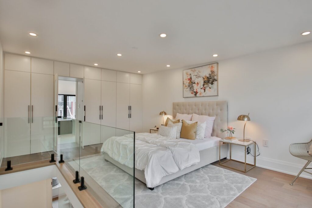 Sleigh Bed Designs That Never Go Out of Style - Featured Image