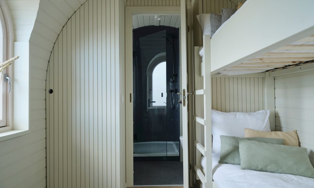 7 Small Bed Space Tips to Make Your Bed Feel Bigger - Featured Image