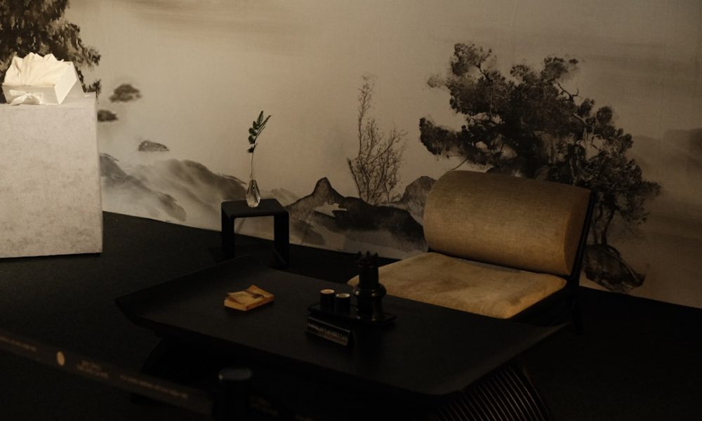 Cozy Bedding Materials for Sheets Blankets and Comfort - Featured Image