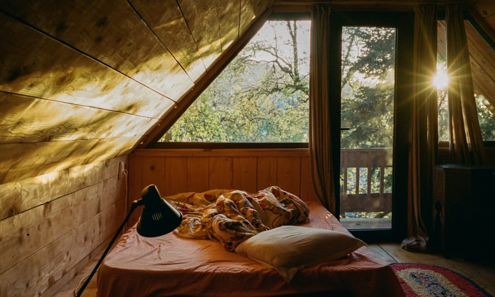 Cozy Bedding: Transform Your Bedroom Into a Relaxing Haven - Featured Image