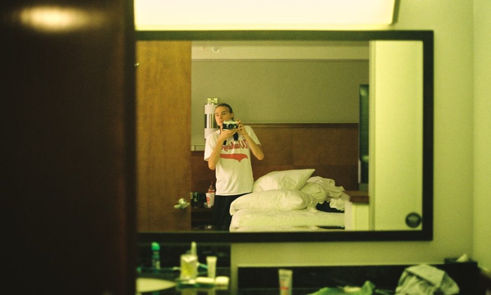 Mirror Tricks That Make Bedrooms Look Bigger and Brighter - Featured Image