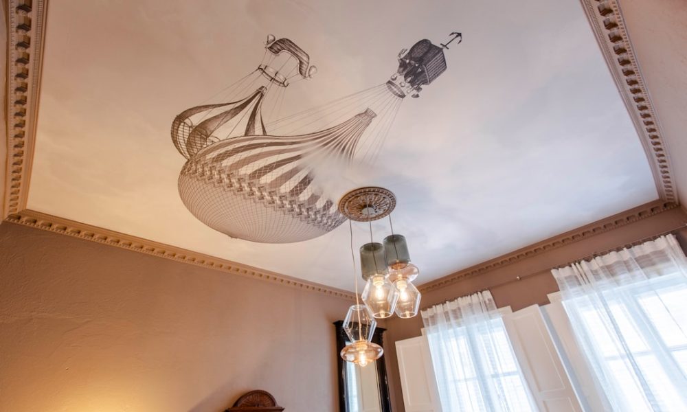 Wall Decor Essentials: From Art to Tapestries - Featured Image